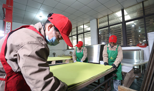 شركة جيانغشان يونغ مينغ للمعدات الكهربائية المحدودة.